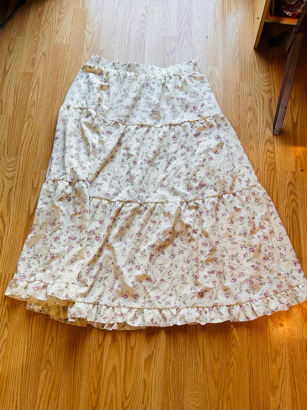 Shein Floral Tiered Maxi Skirt - Cream with Pink Floral Sz 2x